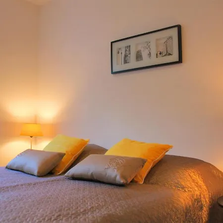 02 Apartment